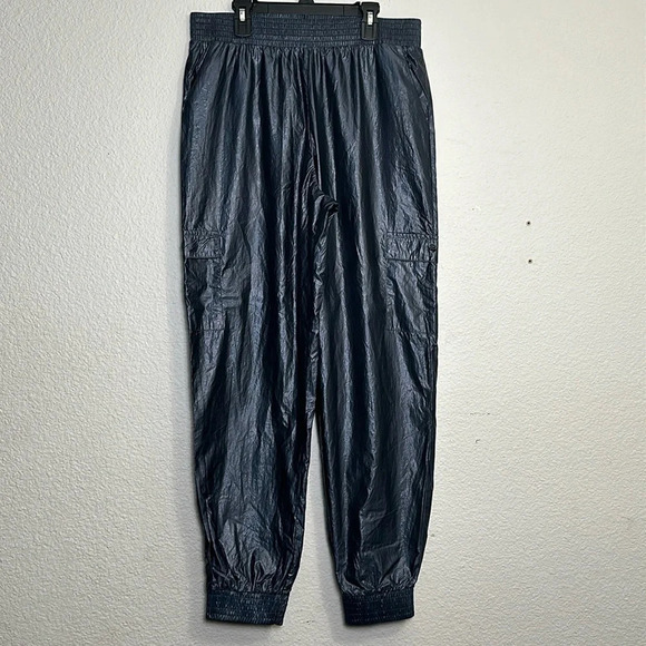 Victoria’s Secret Sport Shiny Metallic Blue Jogger Pants Womens Size Medium - Picture 3 of 14